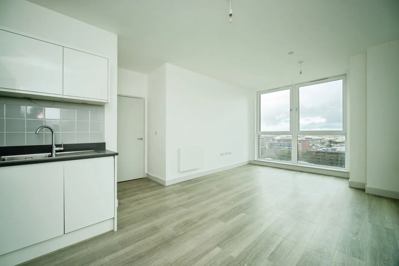 The Ring, Bracknell, RG12, photo 3