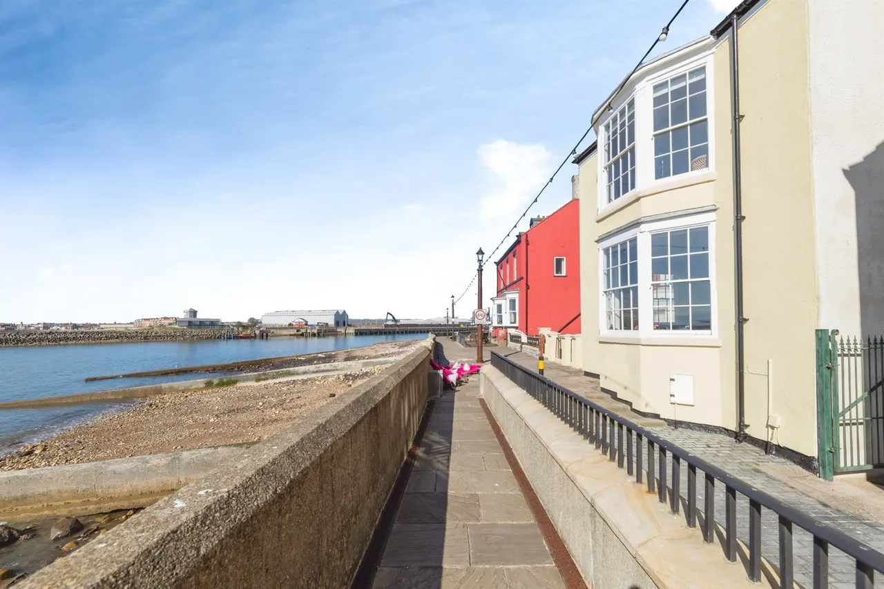 Town Wall, Hartlepool, TS24, photo 21