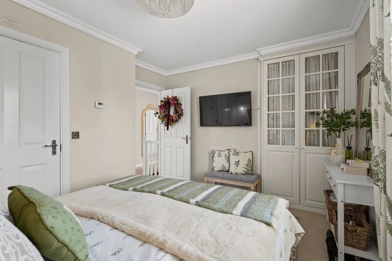 Brampton Grange Drive, Daventry, NN11, photo 17