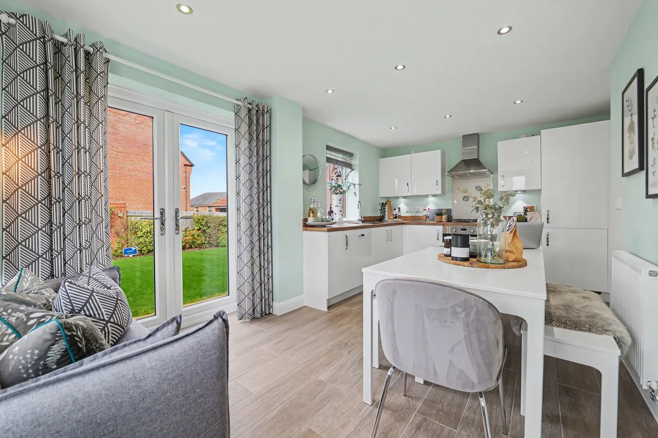 Rempstone Road, LE12, photo 18