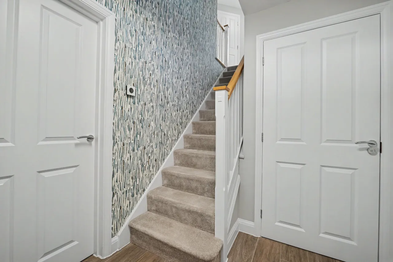 Rempstone Road, LE12, photo 16