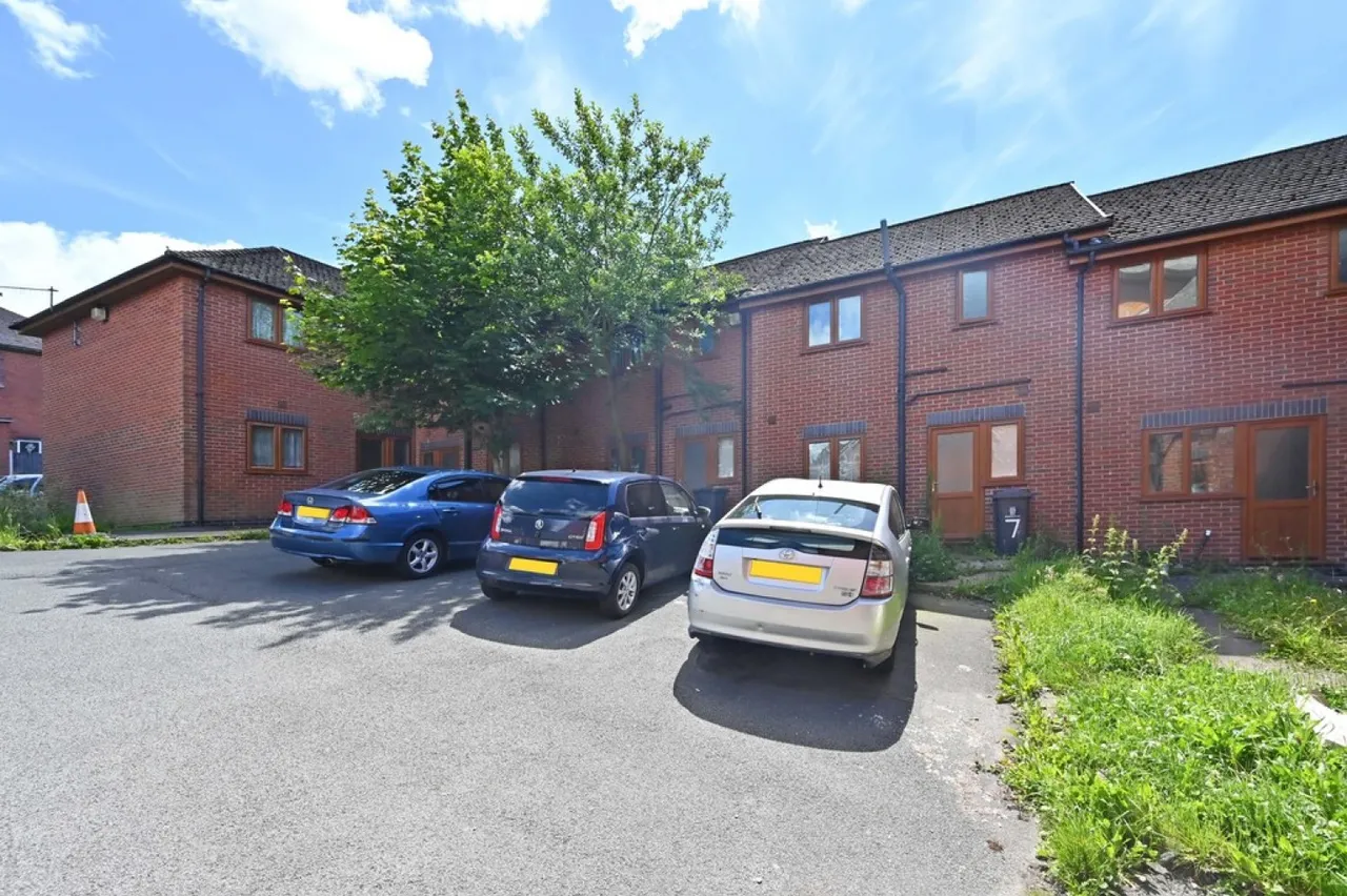 Bridgewater Court, Etruria Vale Road, Etruria, photo 12