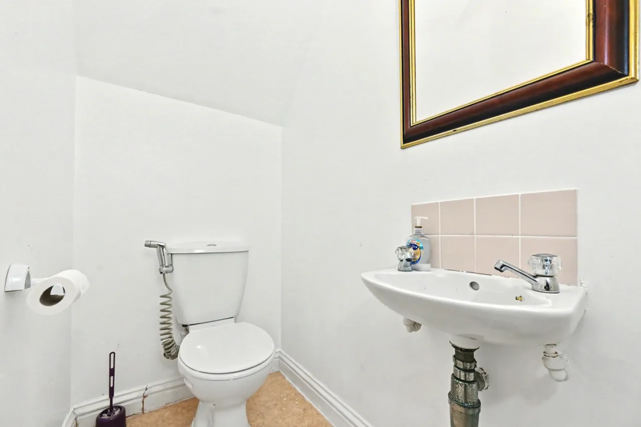 Bridgewater Court, Etruria Vale Road, Etruria, photo 10