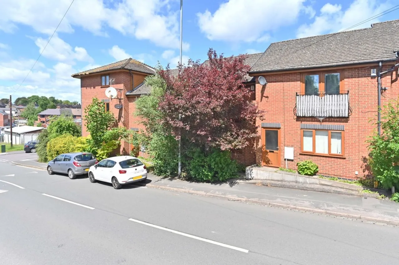 2 bed house for sale — Bridgewater Court, Etruria Vale Road, Etruria