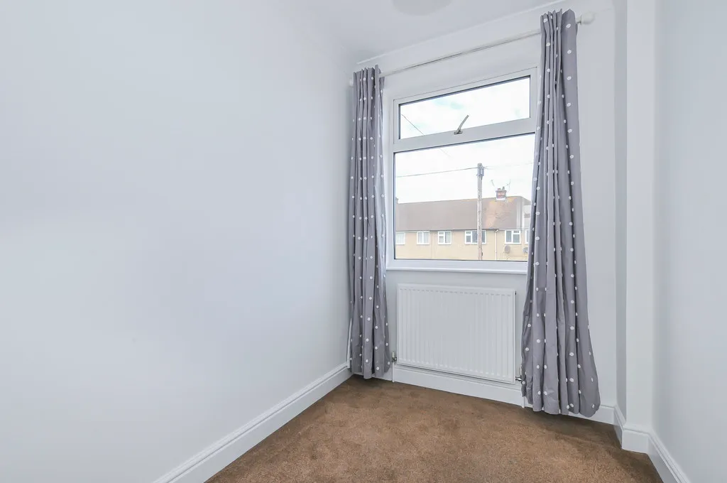 Woodcroft Crescent, Hillingdon, UB10, photo 12