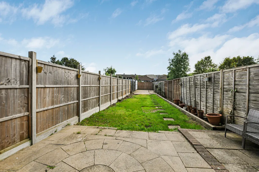 Woodcroft Crescent, Hillingdon, UB10, photo 5