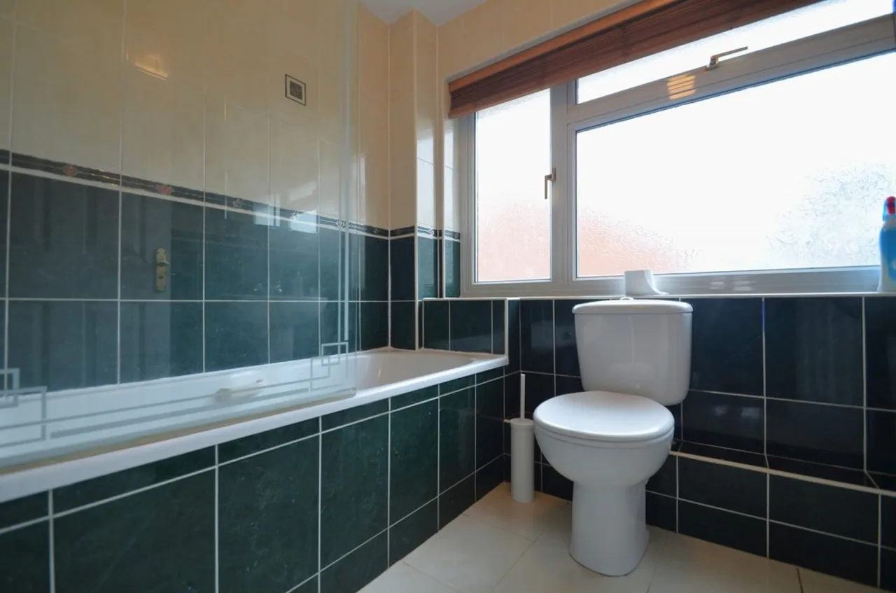Springfield Road, Ashford, photo 11