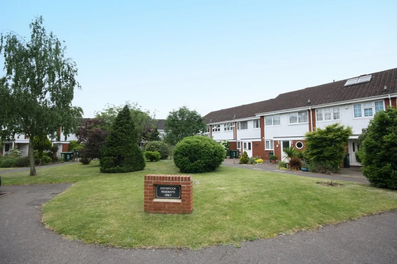 Springfield Road, Ashford, photo 12