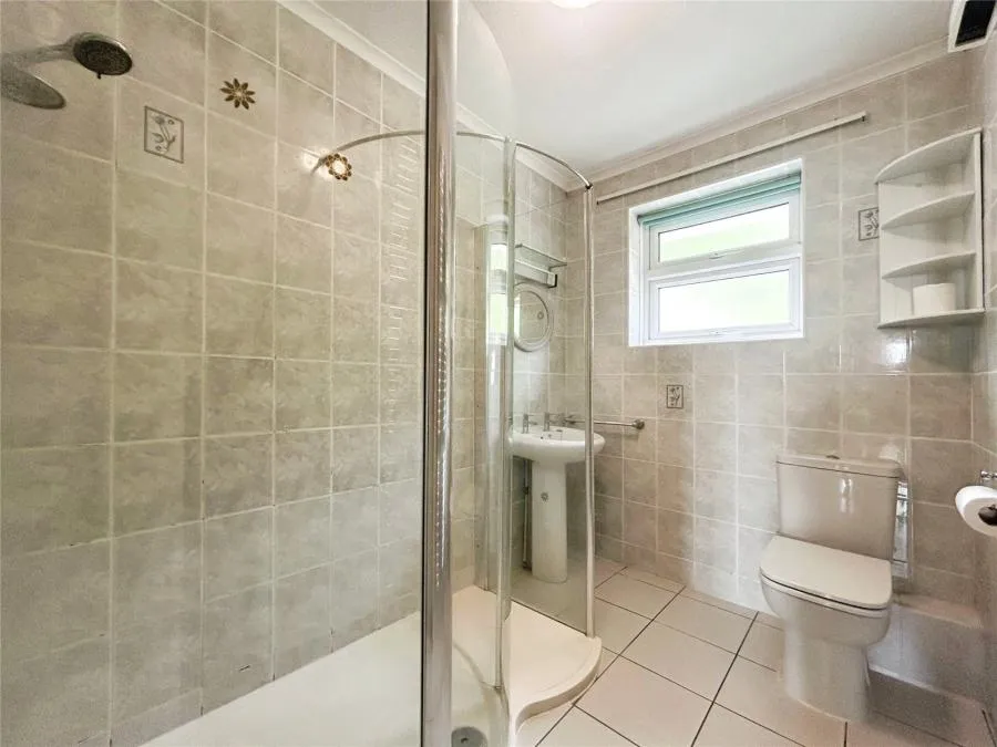 Zig Zag Road, Ventnor, PO38, photo 9