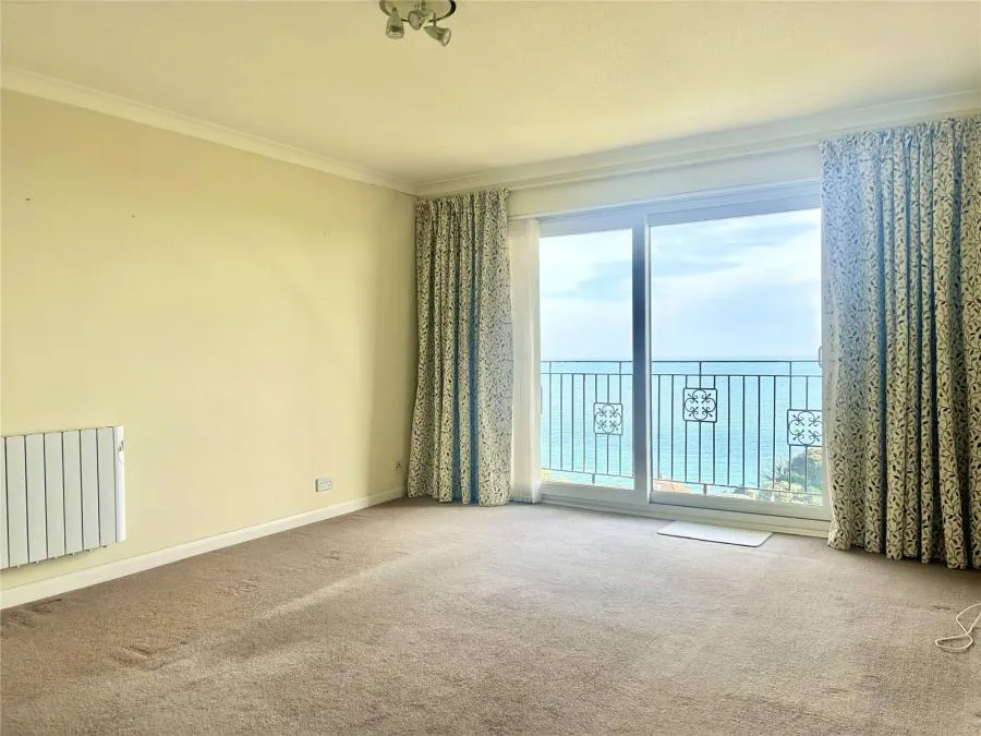 Zig Zag Road, Ventnor, PO38, photo 5