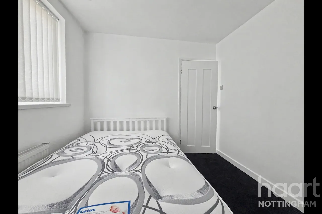 Radford Bridge Road, NG8, photo 5