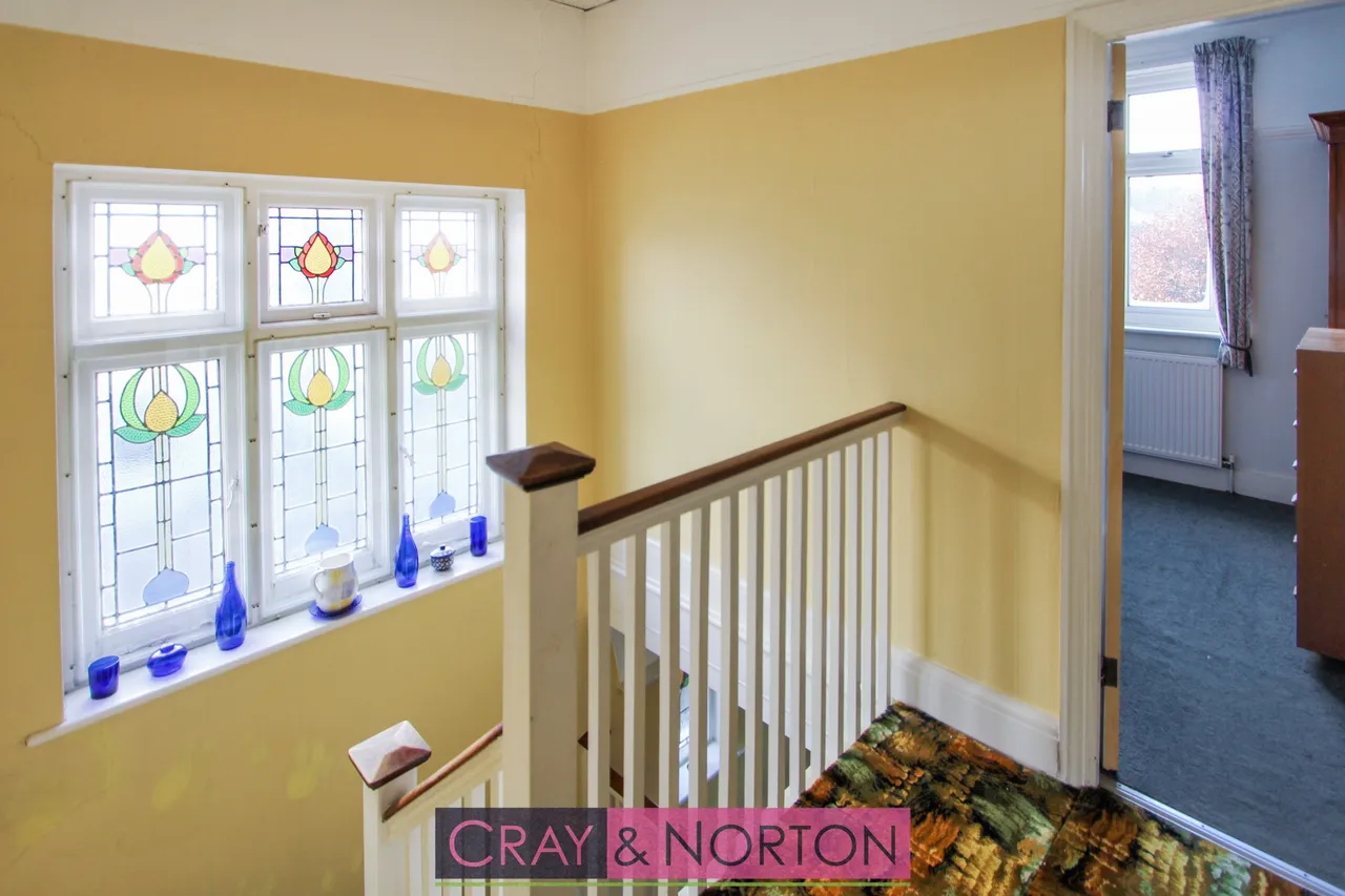 Whitethorn Gardens, Croydon, CR0 7LL, photo 6