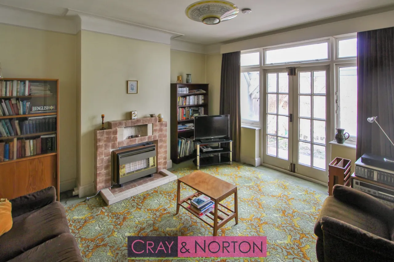 Whitethorn Gardens, Croydon, CR0 7LL, photo 4