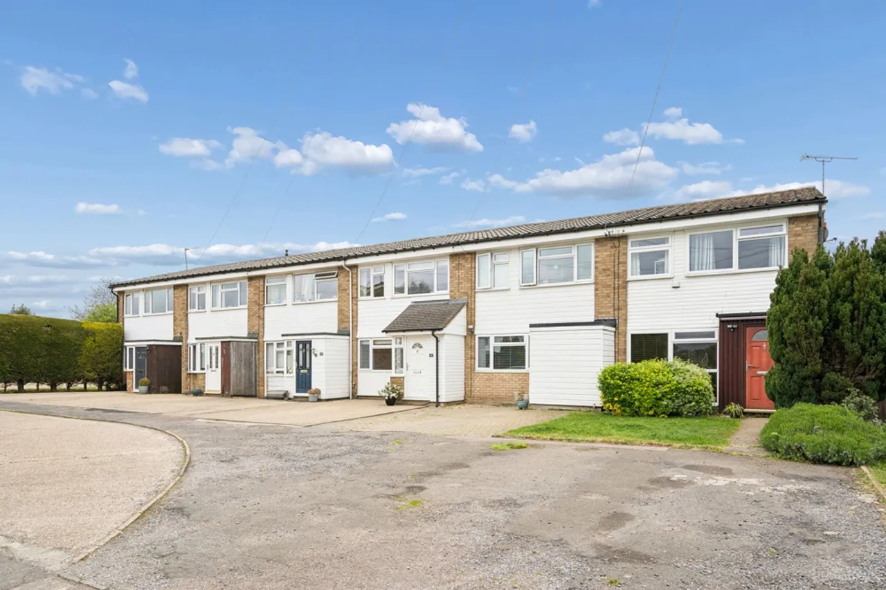 3 bed property for sale, Wrights Lane, Prestwood, HP16