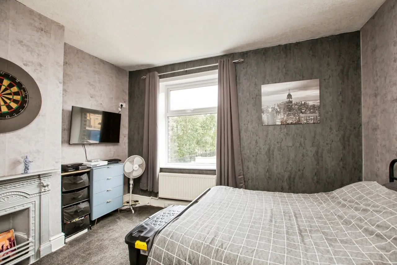 Grantham Place, Halifax, West Yorkshire, HX3, photo 3