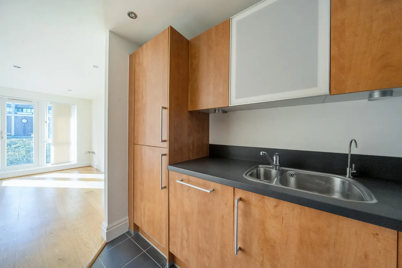 Royal Quarter, Seven Kings Way, Kingston Upon Thames, Greater London, KT2, photo 10
