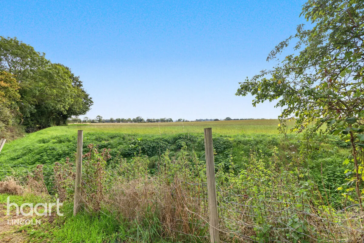 Main Street, Bucknall, LN10, photo 35