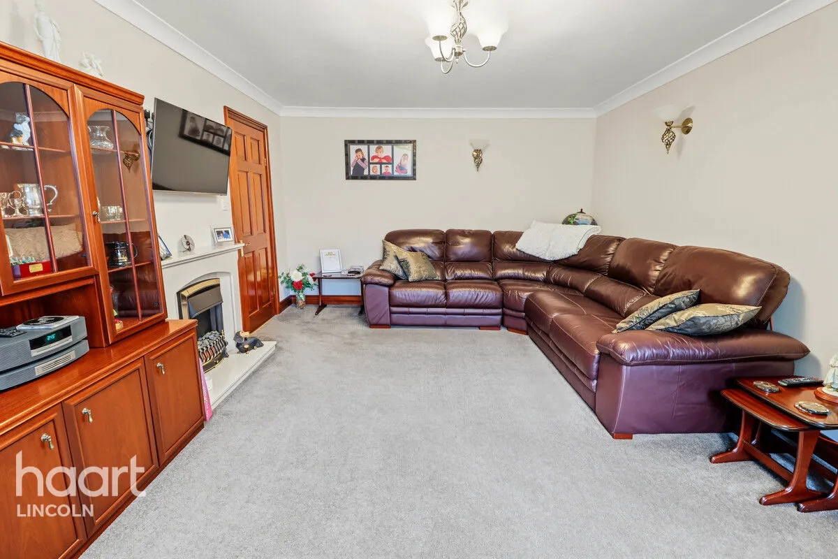 Main Street, Bucknall, LN10, photo 6