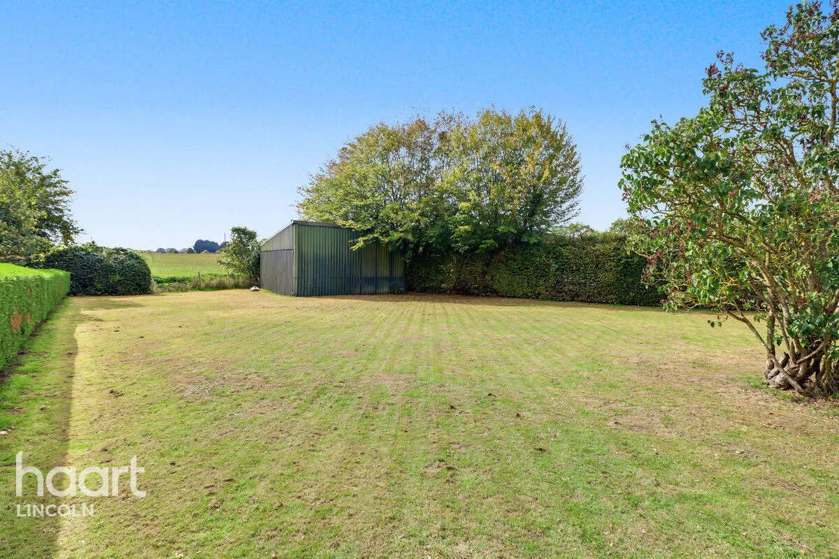Main Street, Bucknall, LN10, photo 32