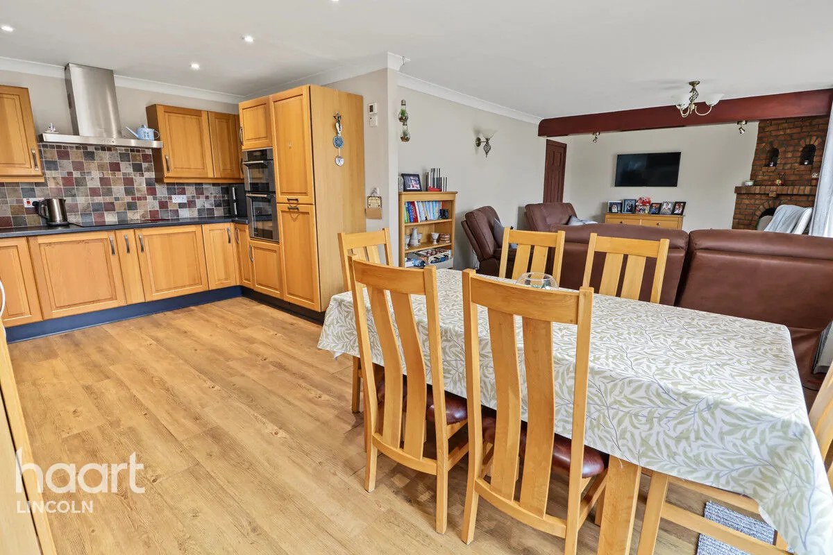 Main Street, Bucknall, LN10, photo 10