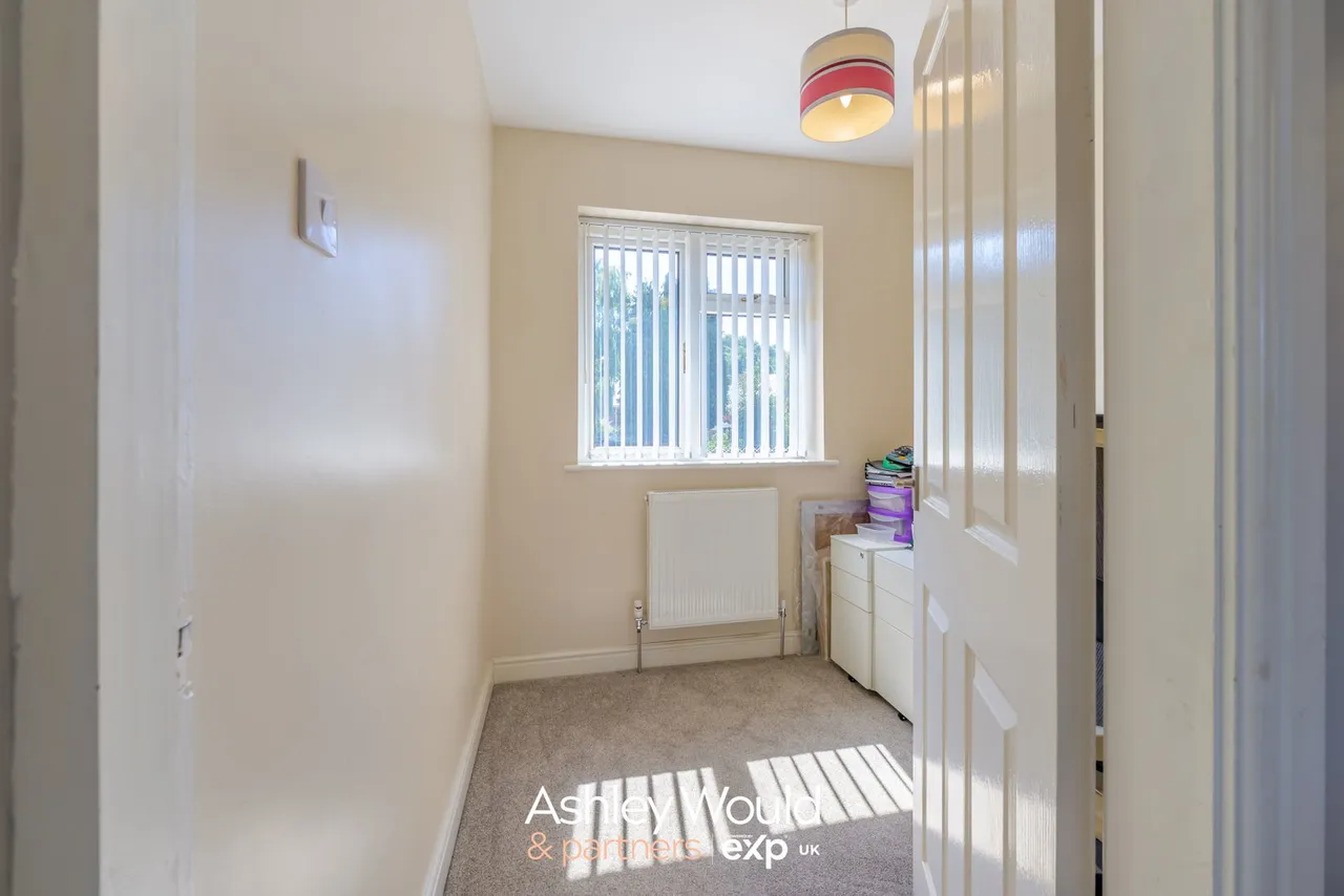 Banners Lane, Halesowen, B63, photo 16
