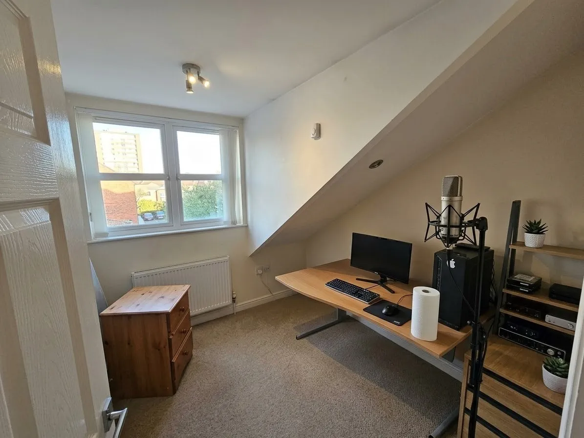 Chambers Street, Crewe, CW2, photo 6
