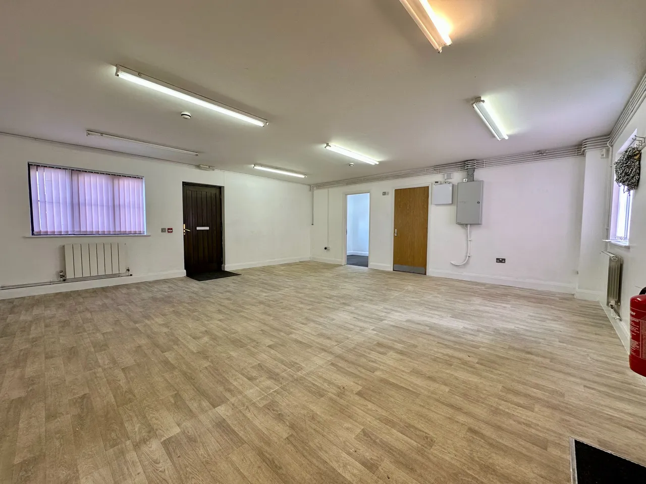 commercial property to rent — Druid Street, Hinckley, LE10