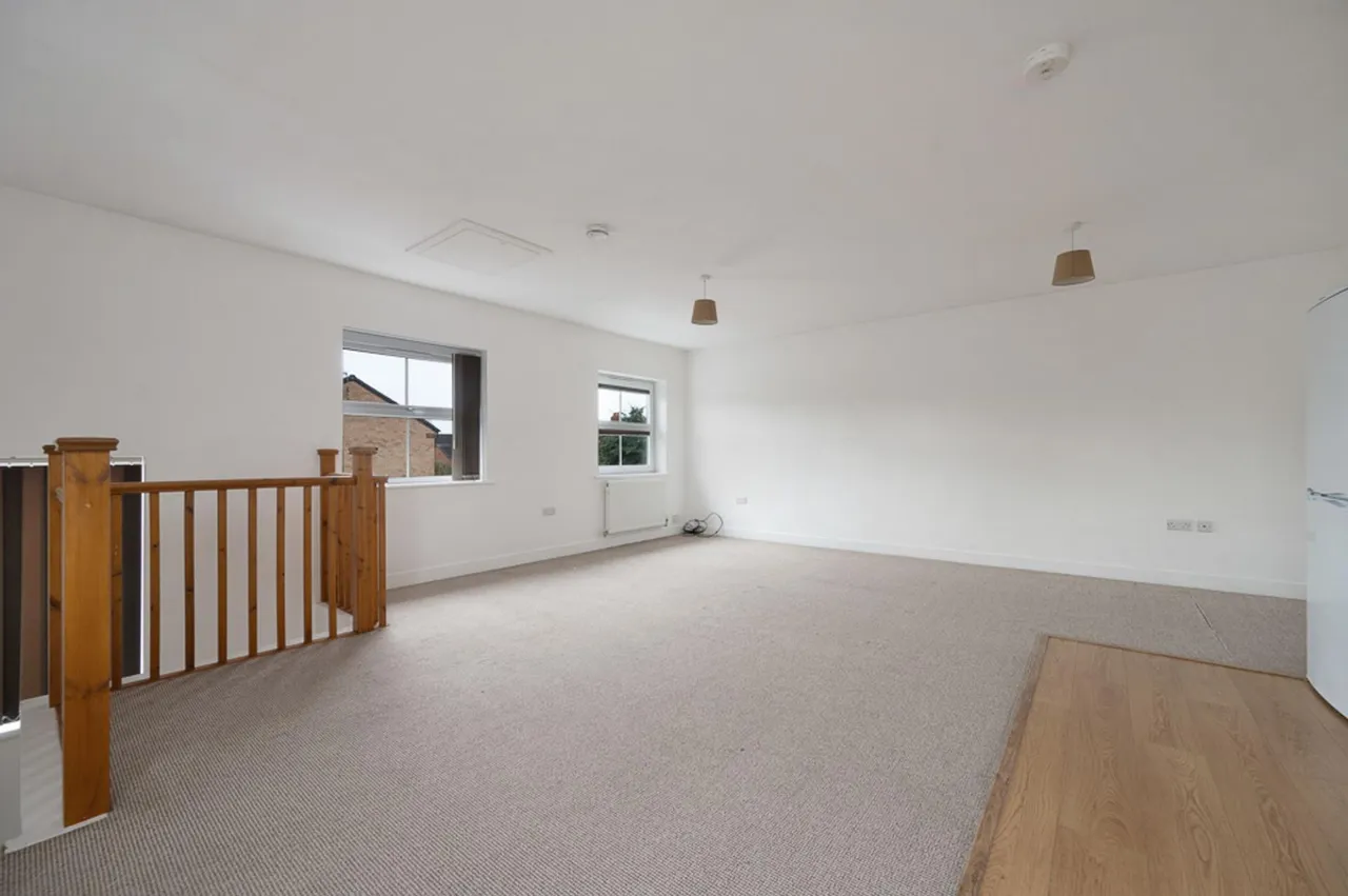 A block of four maisonettes located in the heart of Syston!, LE7, photo 12