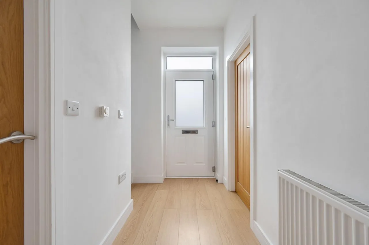A block of four maisonettes located in the heart of Syston!, LE7, photo 5