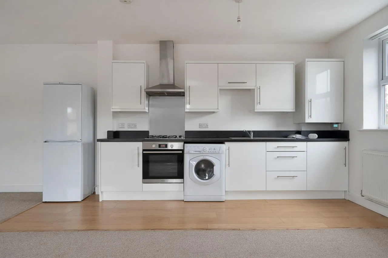 A block of four maisonettes located in the heart of Syston!, LE7, photo 11