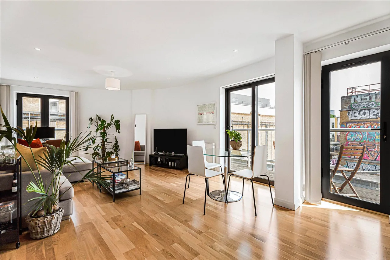 2 bed flat for sale, Calvin Street, Shoreditch, E1