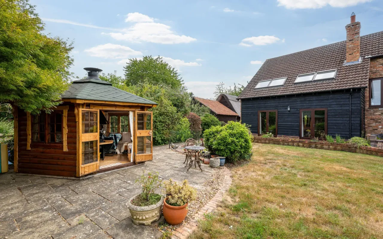 Hunters Yard, Riseley, Bedford, photo 30