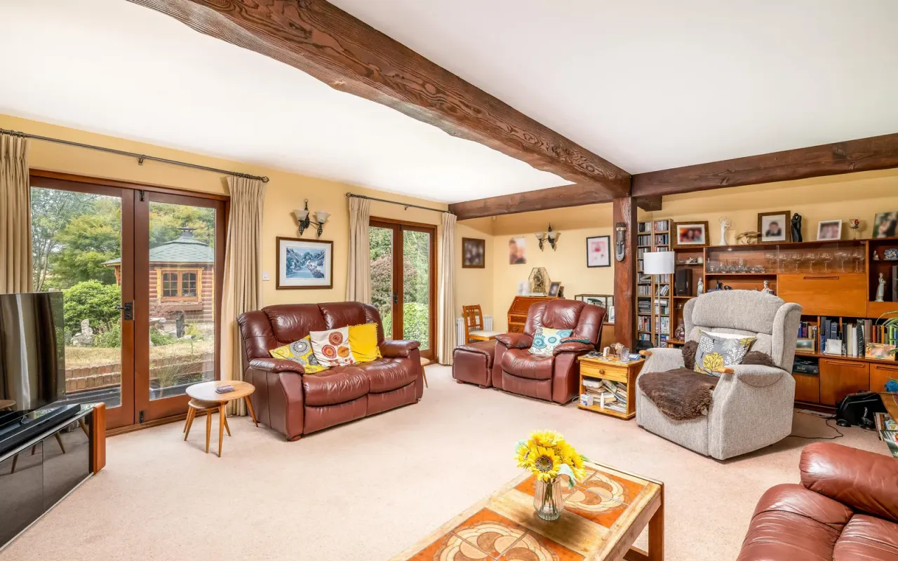 Hunters Yard, Riseley, Bedford, photo 5