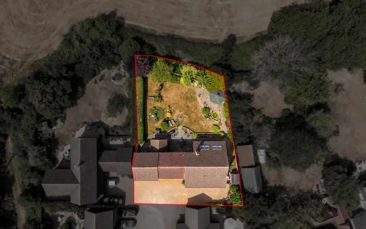 Hunters Yard, Riseley, Bedford, photo 38