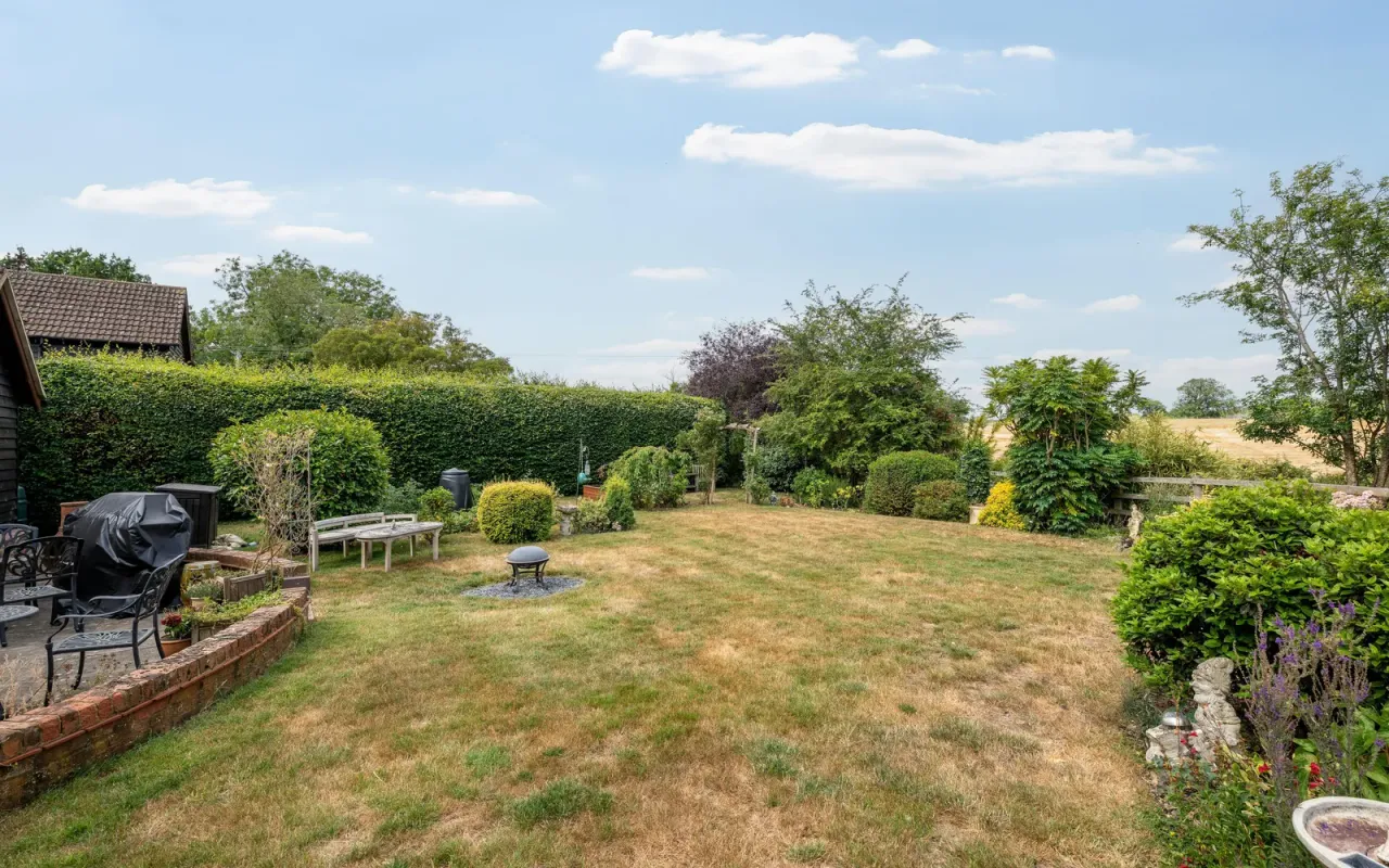 Hunters Yard, Riseley, Bedford, photo 32