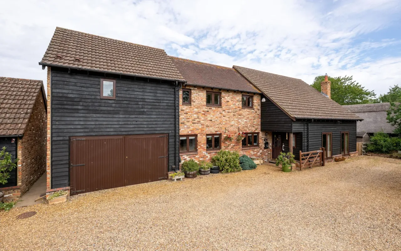 Hunters Yard, Riseley, Bedford, photo 41
