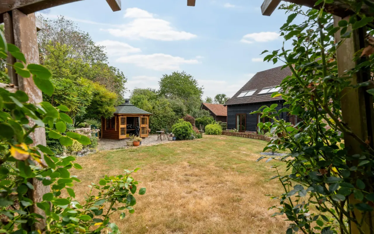 Hunters Yard, Riseley, Bedford, photo 34