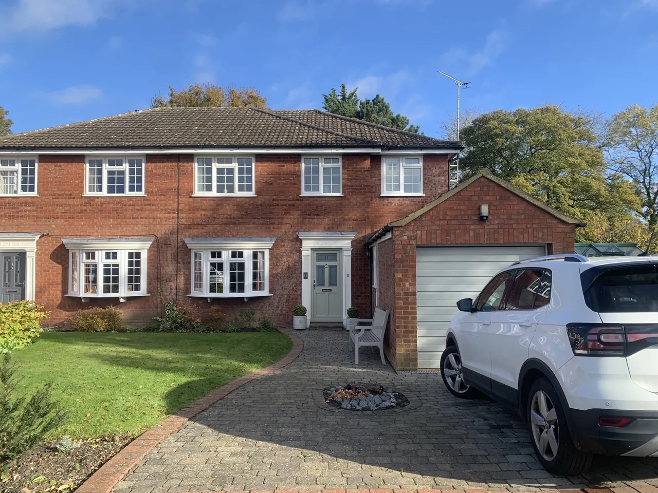 4 bed house to rent — Anstey Brook, Weston Turville, AYLESBURY
