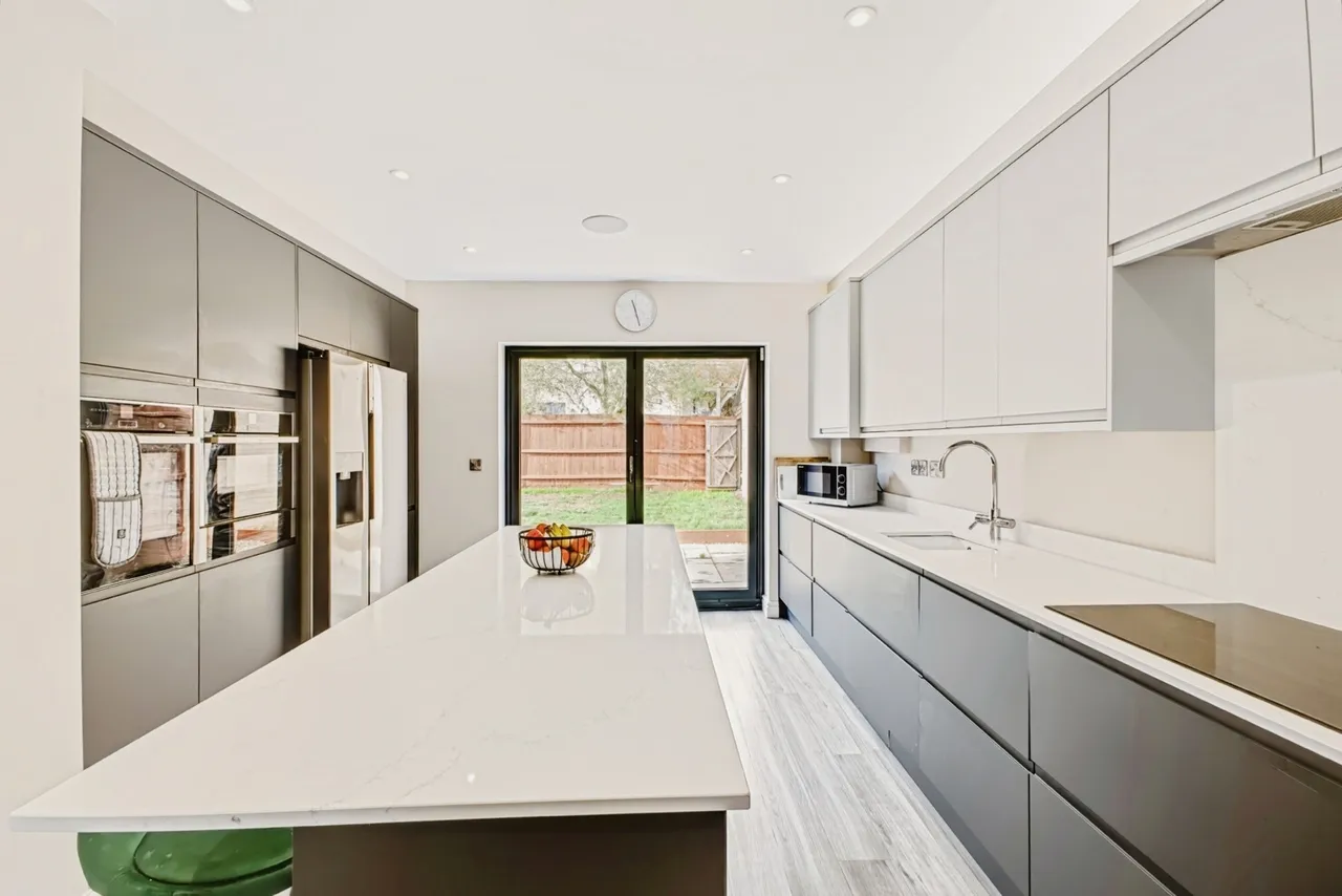 Bronte Close, Northampton, NN5, photo 6