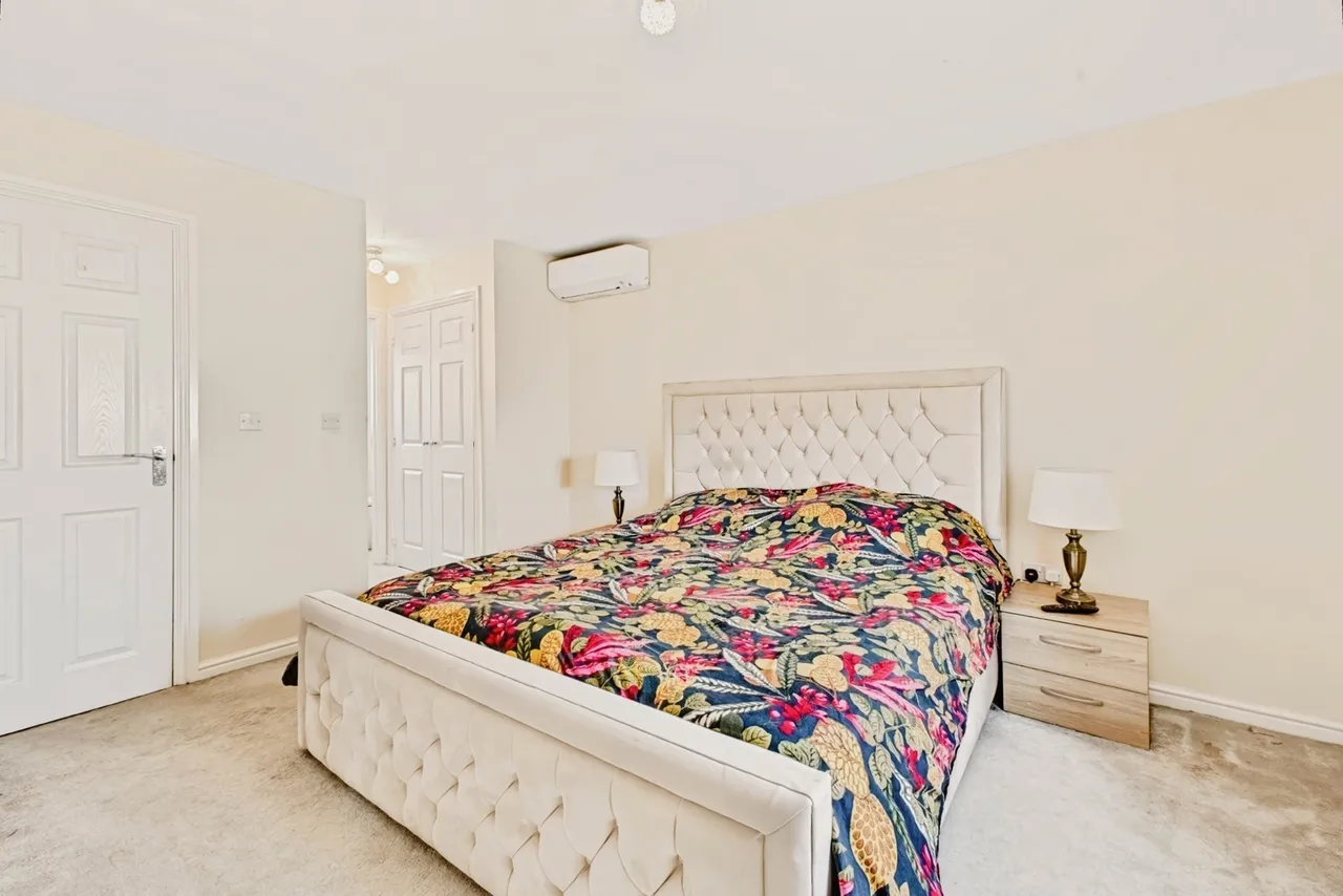 Bronte Close, Northampton, NN5, photo 12