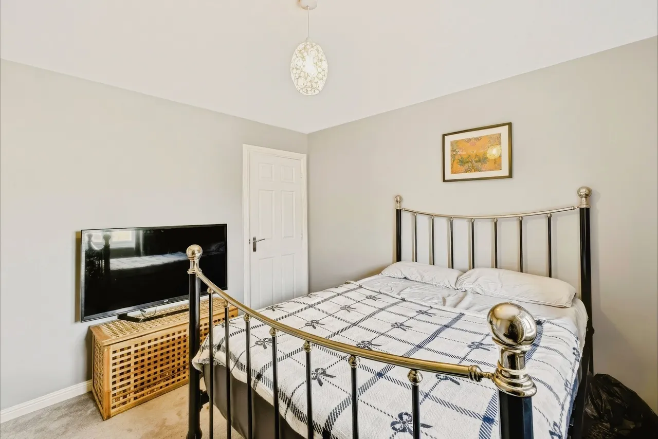 Bronte Close, Northampton, NN5, photo 14
