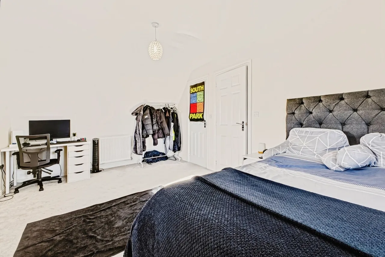 Bronte Close, Northampton, NN5, photo 18