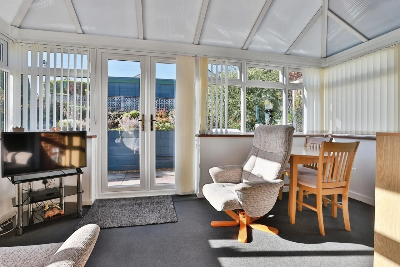 St. Brelades Avenue, Poole, BH12, photo 9