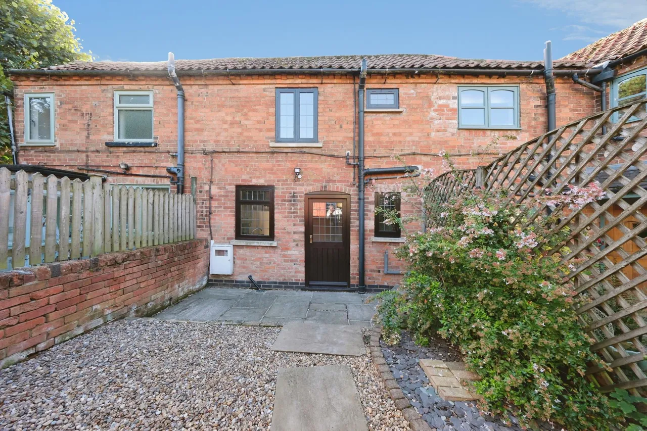 Main Street, Nottingham, NG14, photo 23
