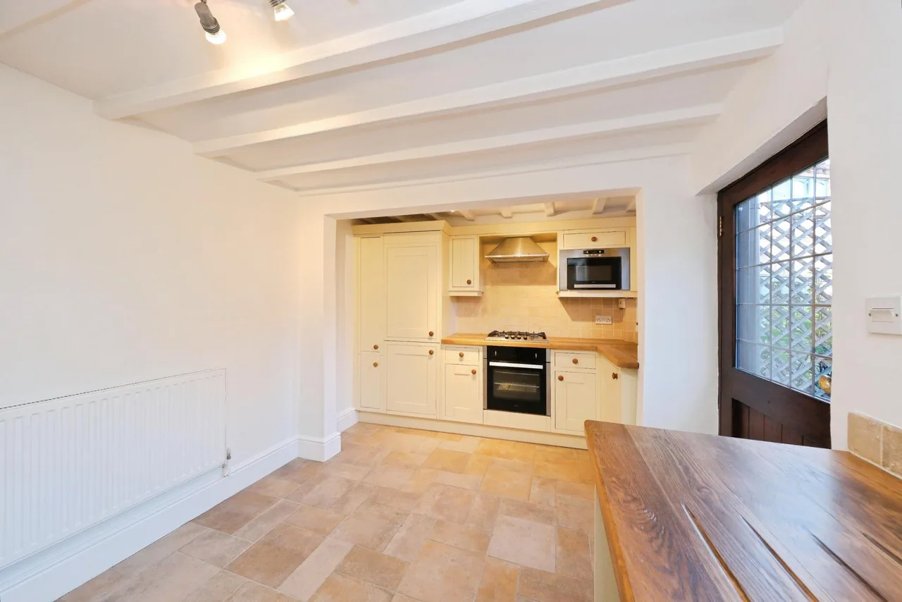 Main Street, Nottingham, NG14, photo 7