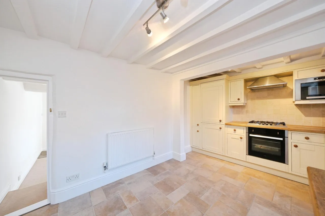 Main Street, Nottingham, NG14, photo 8