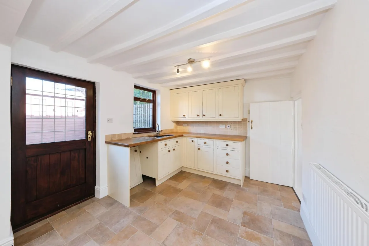 Main Street, Nottingham, NG14, photo 6