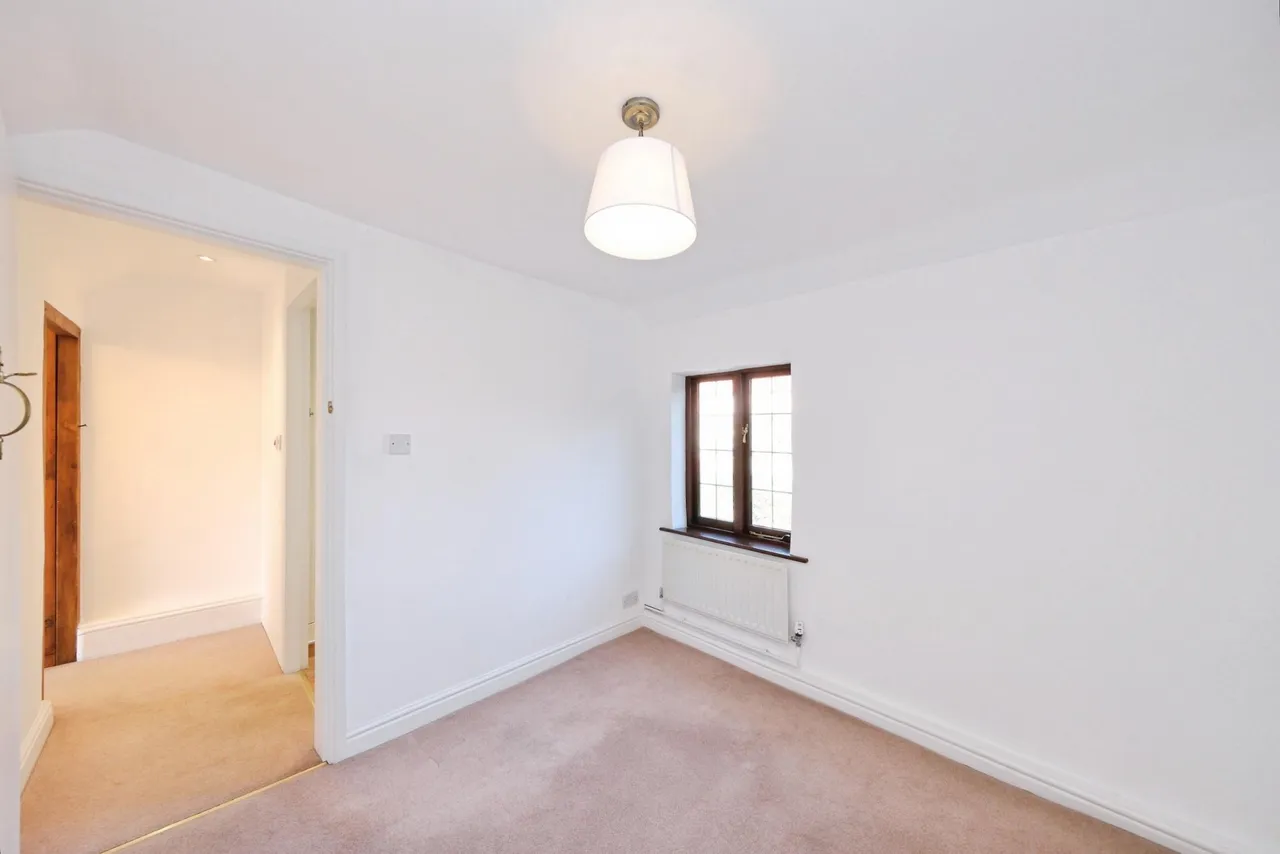 Main Street, Nottingham, NG14, photo 20