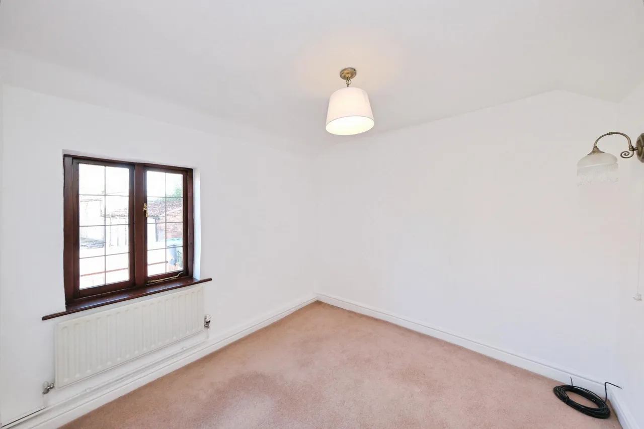 Main Street, Nottingham, NG14, photo 21