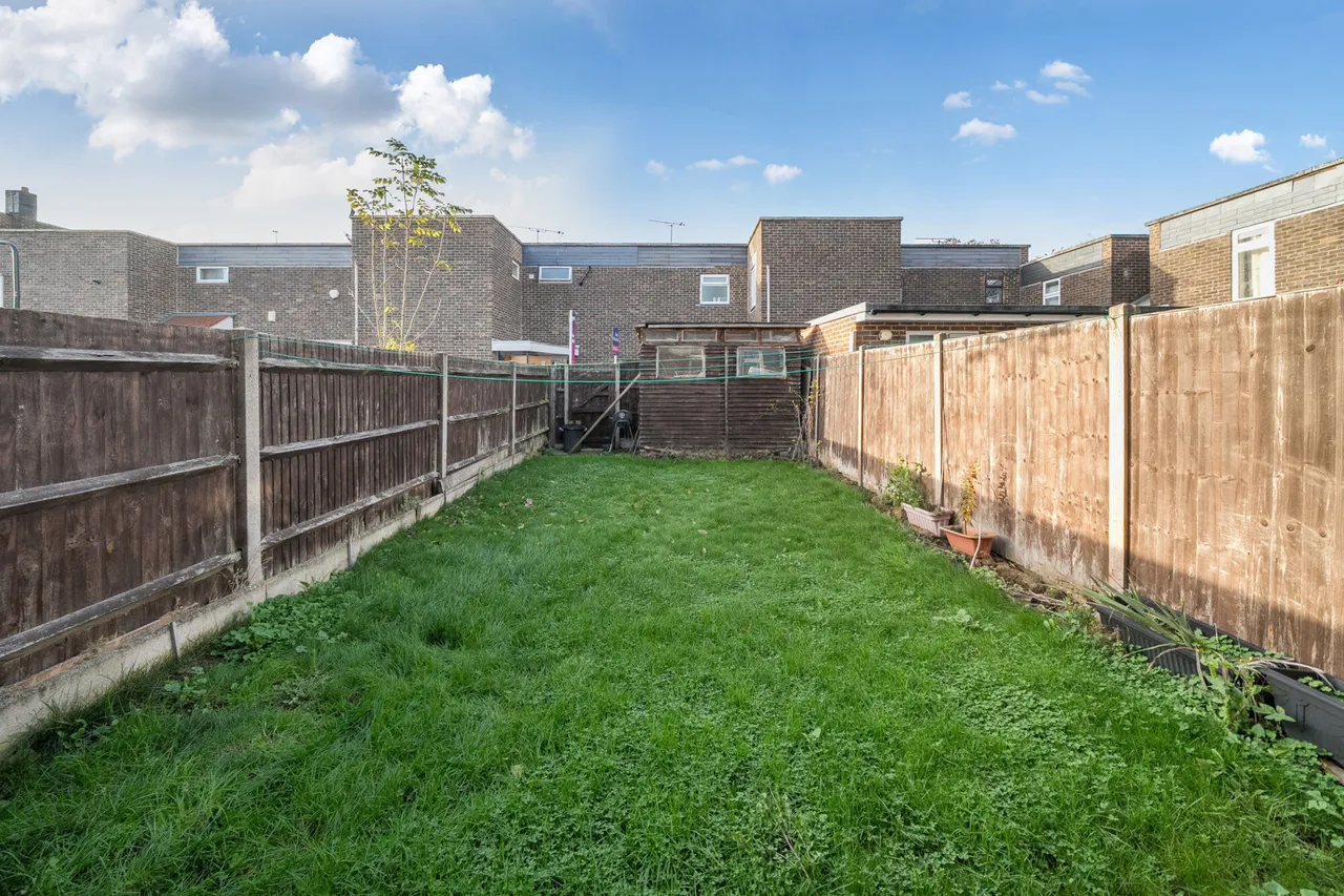 Friendship Walk, Northolt, UB5, photo 21